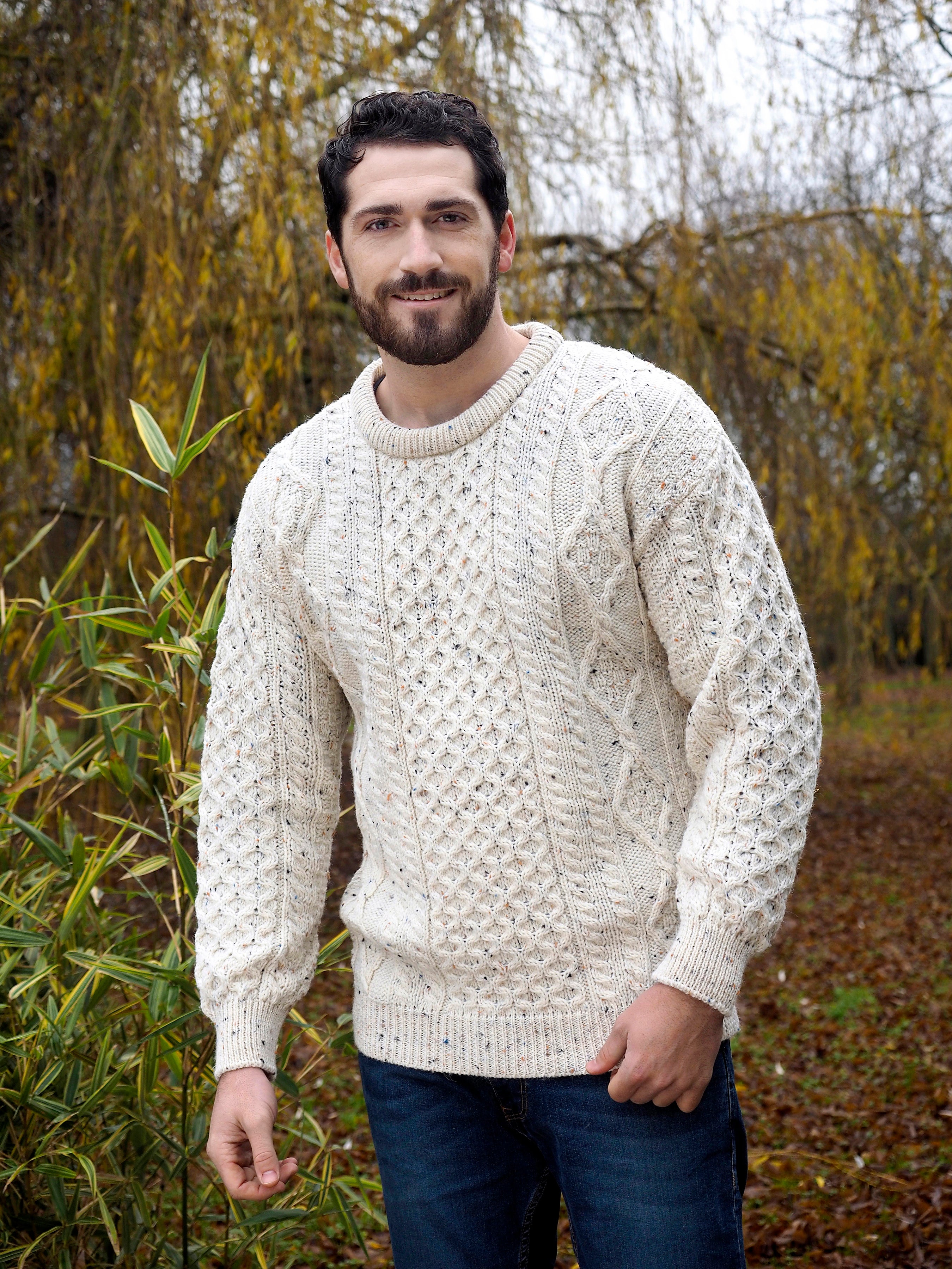 LIGHTWEIGHT TRADITIONAL IRISH ARAN SWEATER - The Irish Celtic